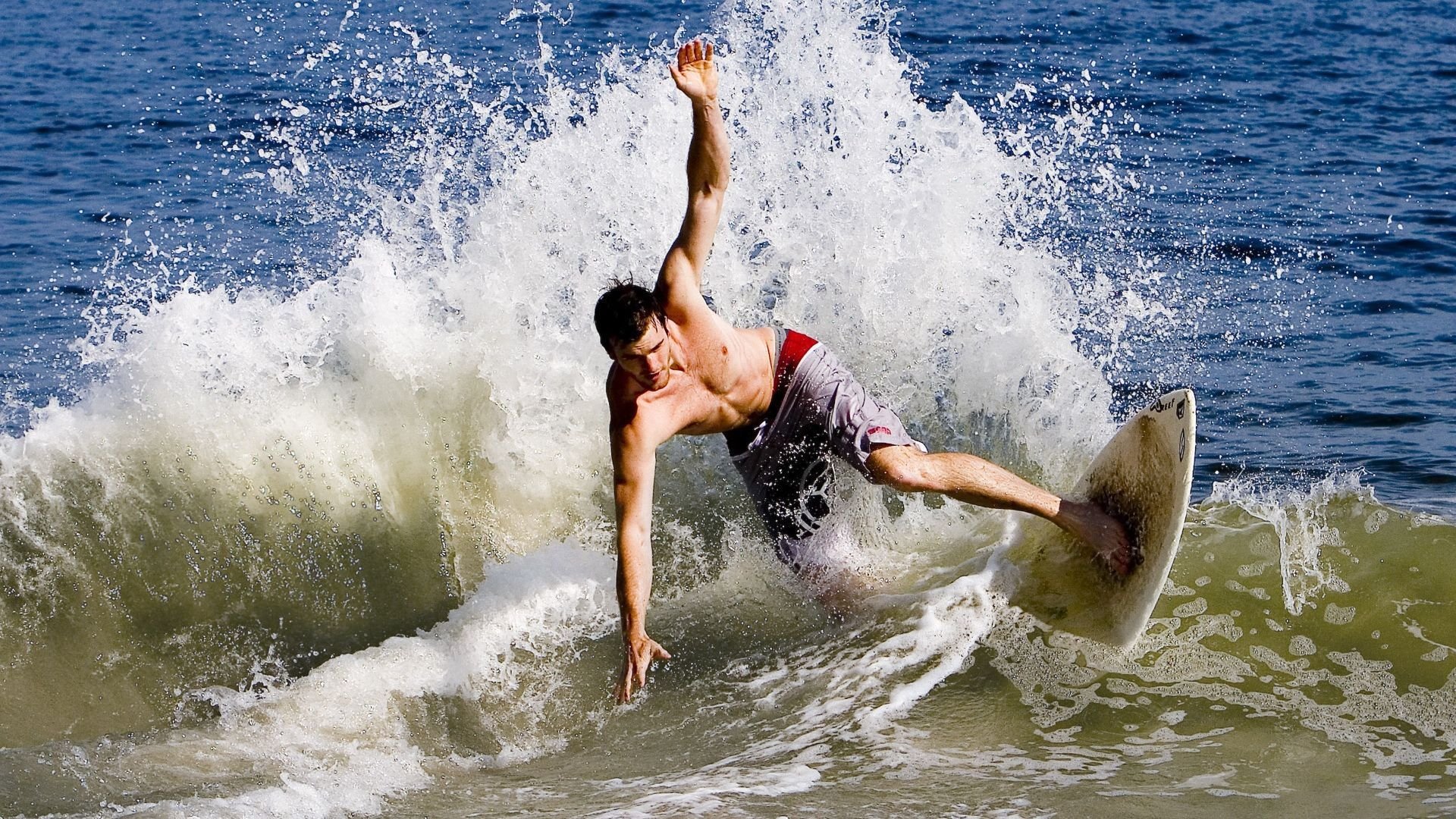 意甲球队加强青训培训，未来之星有望频频涌现，意甲本队青训