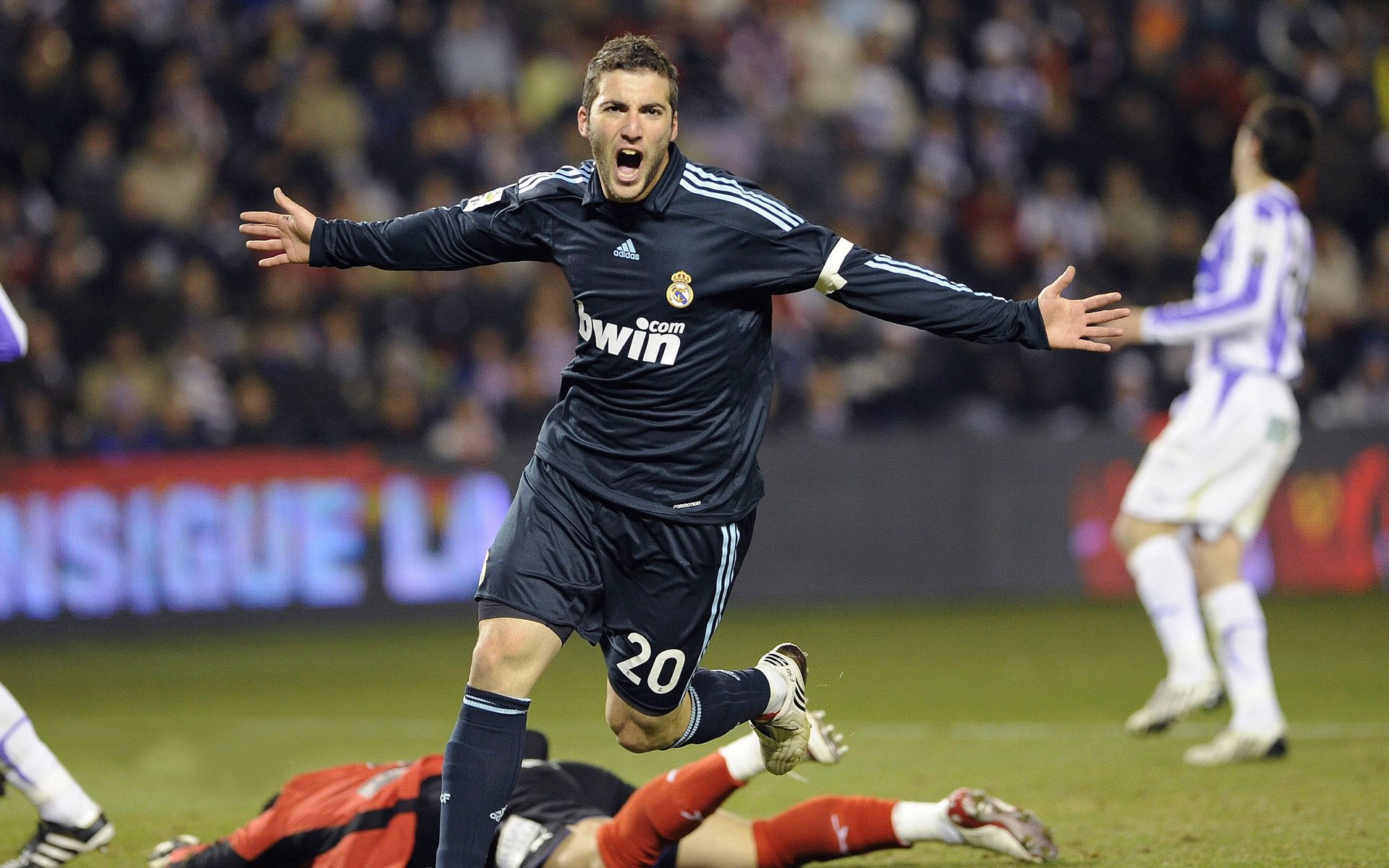 电竞产业人才流动频繁,行业竞争日益激烈,电竞人才缺口达50万!